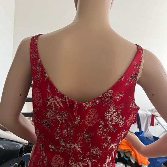 Asian motif -short cocktail dress - Picture 4 of 4